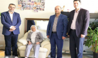 عیادت از خانم نجم، خیّر قدیمی دانشگاه علامه طباطبائی